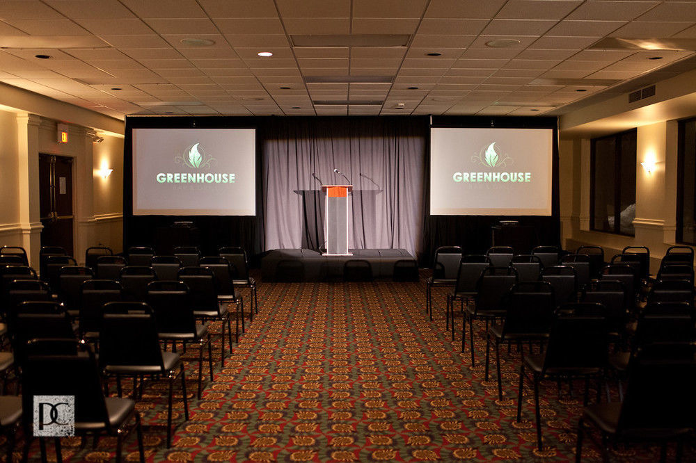 Garden Hotel And Conference Center 사우스벨로이트 외부 사진