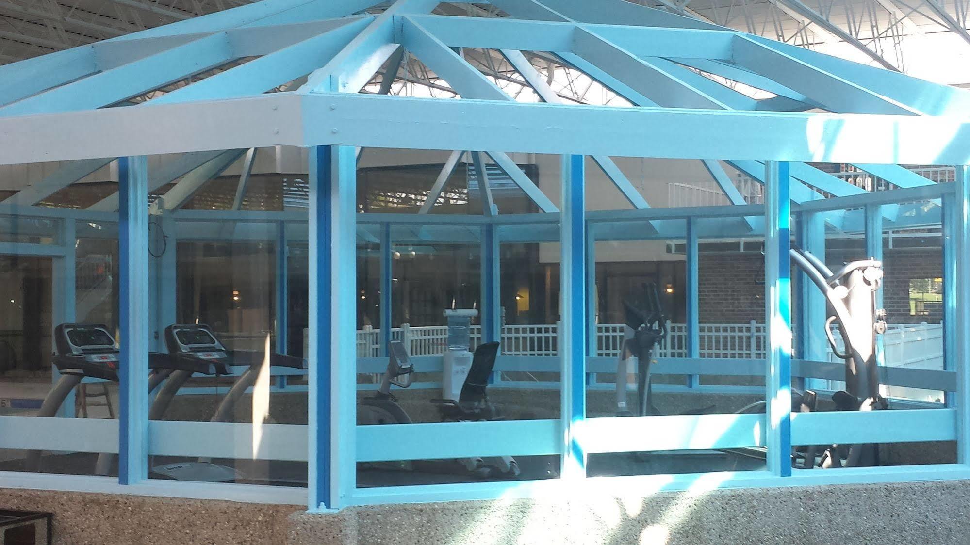Garden Hotel And Conference Center 사우스벨로이트 외부 사진